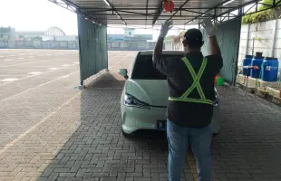 Our Services VEHICLE PROCESING CENTER (PDI Service) 6 ~dl/2026/4/20/whatsapp_image_2024_01_24_at_14_16_09